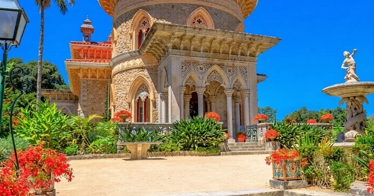Depuis Lisbonne : Sintra, Regaleira, Monserrate et palais Pena